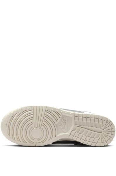 Кросівки жіночі Nike W DUNK LOW NEXT NATURE